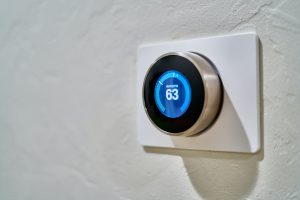 smart-thermostat-vs-programmable